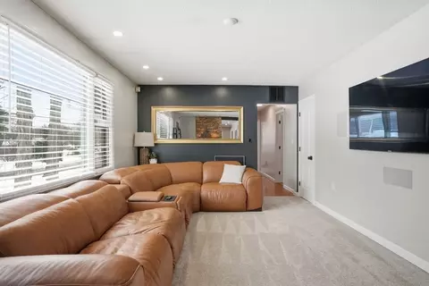 Living - 534 Forest St, Methuen, MA 01844 photo 1 of 4