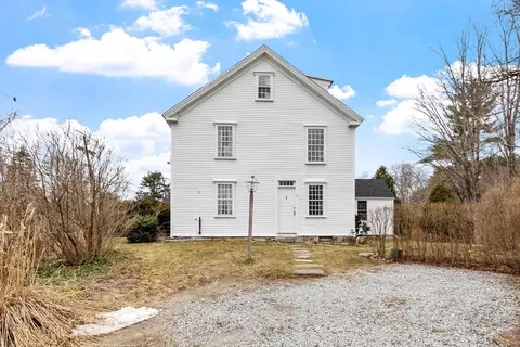 5 Lowell St #5, Carlisle, MA 01741