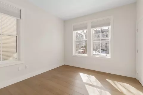24 Rush St #E, Somerville, MA 02145 photo 11