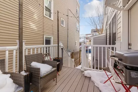 24 Rush St #E, Somerville, MA 02145 photo 13