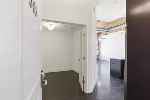491 Dutton St #305, Lowell, MA 01854 photo 3