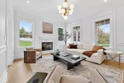 Living - 8 Crestview Rd, Needham, MA 02492 photo 4 of 4