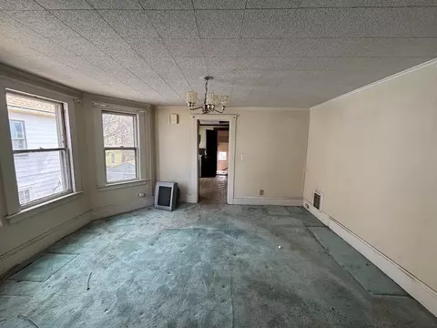 283 Wilbraham Rd, Springfield, MA 01109 photo 17