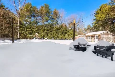 12 Warren St, Georgetown, MA 01833 photo 37