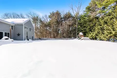 12 Warren St, Georgetown, MA 01833 photo 40