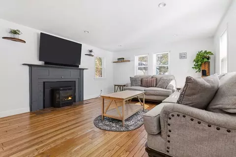 12 Warren St, Georgetown, MA 01833 photo 26