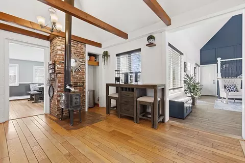 12 Warren St, Georgetown, MA 01833 photo 6