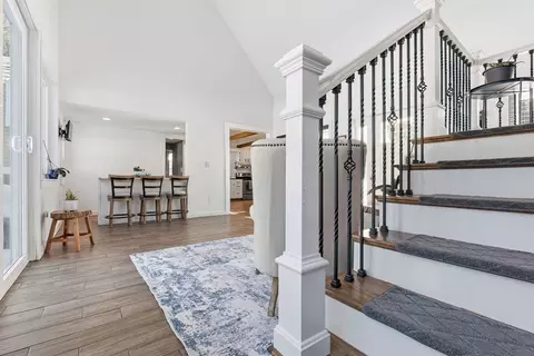 12 Warren St, Georgetown, MA 01833 photo 10