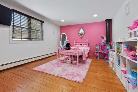12 Warren St, Georgetown, MA 01833 photo 32