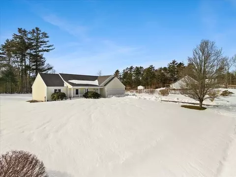 7 Maud Palmer Dr, Wareham, MA 02571 photo 3