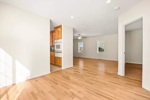 7 Maud Palmer Dr, Wareham, MA 02571 photo 9