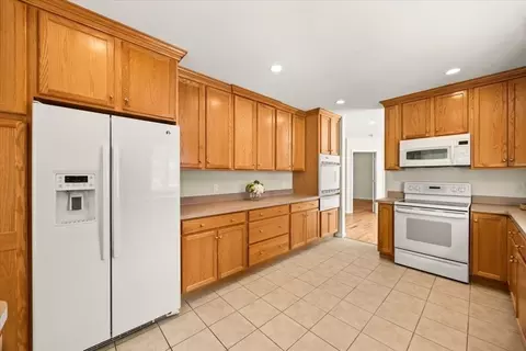 7 Maud Palmer Dr, Wareham, MA 02571 photo 18