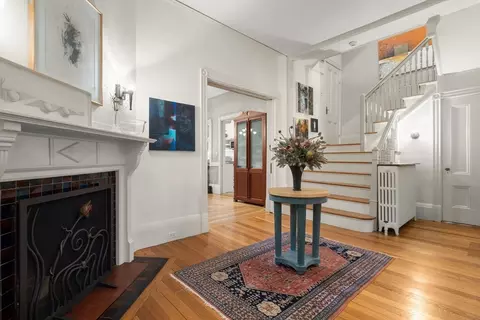 236 Walnut St, Brookline, MA 02445 photo 3