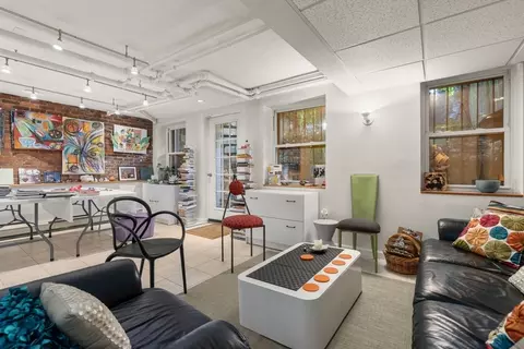 236 Walnut St, Brookline, MA 02445 photo 24