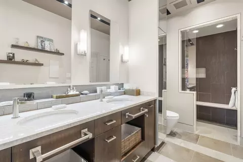 236 Walnut St, Brookline, MA 02445 photo 16