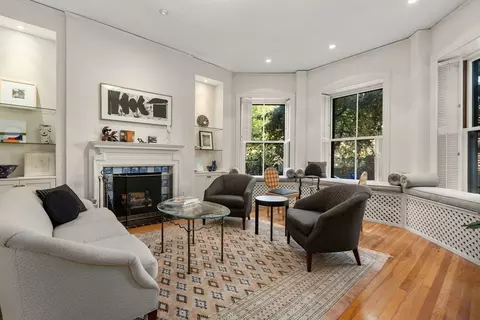 236 Walnut St, Brookline, MA 02445 photo 4