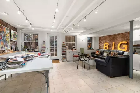 236 Walnut St, Brookline, MA 02445 photo 23
