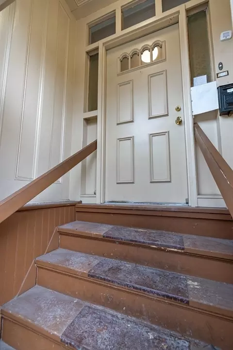 867 E Broadway, Boston, MA 02127 photo 7