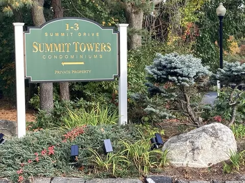 2 Summit #43, Reading, MA 01867