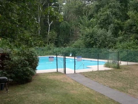 Exterior - 2 Summit #43, Reading, MA 01867 photo 1 of 2