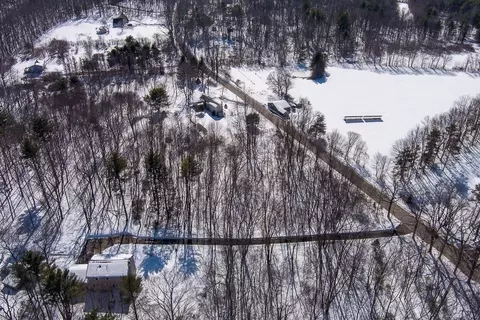 291 Wigwam Rd, West Brookfield, MA 01585