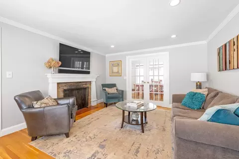 60 Douglas Rd, Needham, MA 02492 photo 6