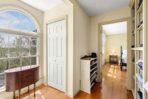 Entry Way - 178 Atlantic St, Gloucester, MA 01930 photo 2 of 3