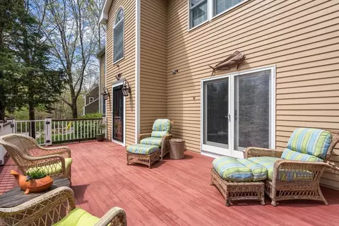 Exterior - 178 Atlantic St, Gloucester, MA 01930 photo 3 of 8