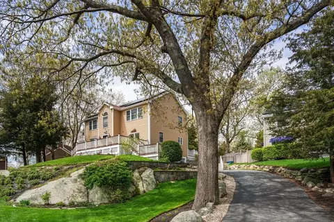 178 Atlantic St, Gloucester, MA 01930