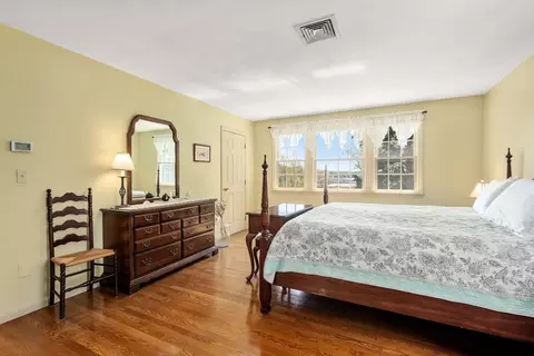 Bedroom - 178 Atlantic St, Gloucester, MA 01930 photo 1 of 5