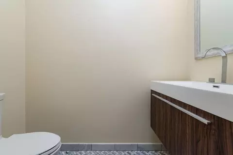 142 Fuller St #4, Brookline, MA 02446 photo 31