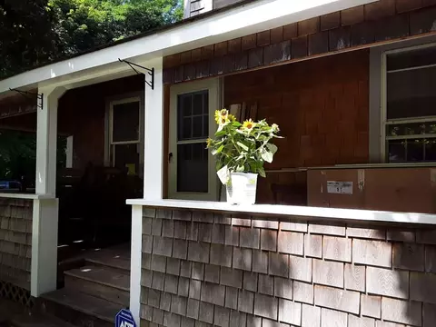 1359 Old Pleasant St, Bridgewater, MA 02324