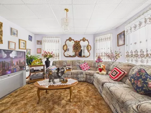 304 Cambridge St, Fall River, MA 02721 photo 13