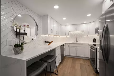 45 Longwood Ave #712, Brookline, MA 02446