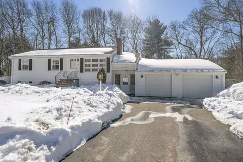 48 Sullivan Ter, Whitman, MA 02382