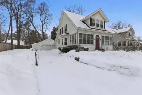 141 Lincoln Rd, Longmeadow, MA 01106