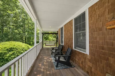 Exterior - 18 Red Pine Ln, Wareham, MA 02571 photo 2 of 8