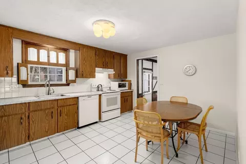 21 Brewster Dr, Needham, MA 02492 photo 11