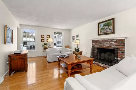 21 Brewster Dr, Needham, MA 02492 photo 5