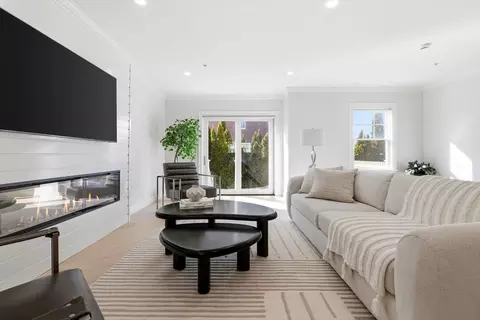 3 Chatham St #3, Watertown, MA 02472