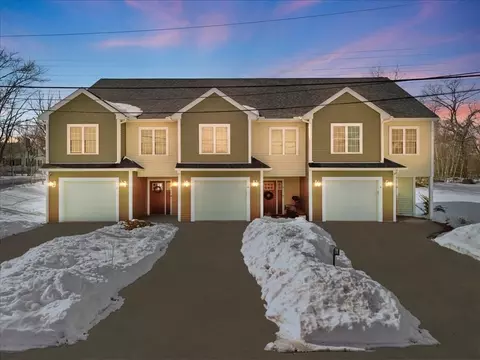 4 Staples Ave #4, Taunton, MA 02780