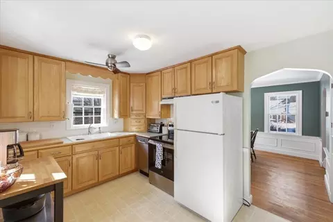 46 Park St, Dedham, MA 02026 photo 10