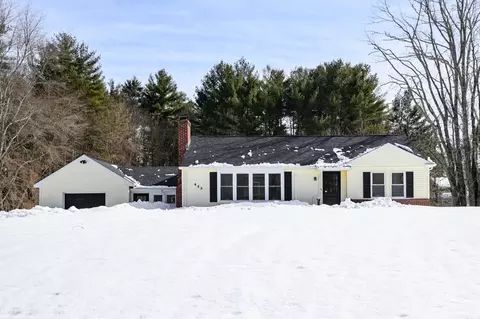 443 Thompson St, Halifax, MA 02338