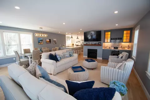 1192 S River St, Marshfield, MA 02050 photo 2