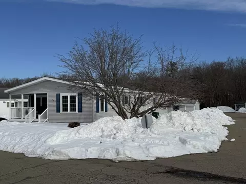 20 Woodridge Rd, Plainville, MA 02762