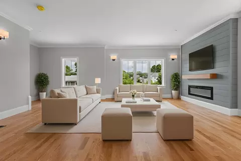 22 Pleasant #B, Mansfield, MA 02048