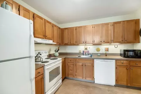 Kitchen - 24 Cobblestone Ln #603, Gloucester, MA 01930 photo 1 of 3