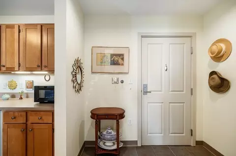 Entry Way - 24 Cobblestone Ln #603, Gloucester, MA 01930 photo 1 of 1