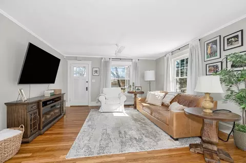 430 West St, Reading, MA 01867 photo 3