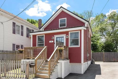 18 Doyle St, Lawrence, MA 01841